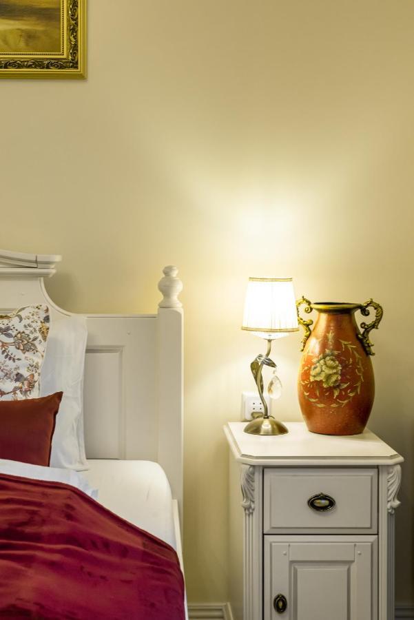 Happy Inn Classical Style, Self Check-In, Parking In The Underground Garage Vilna Exterior foto
